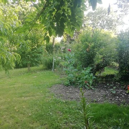 דירות Saint-Elix-le-Chateau Mirguet Au Jardin מראה חיצוני תמונה